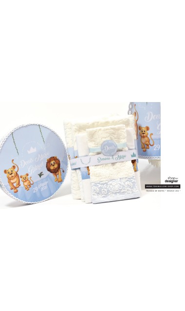 Trusou de botez cu broderie personalizata pentru baieti, Regele leu 14
